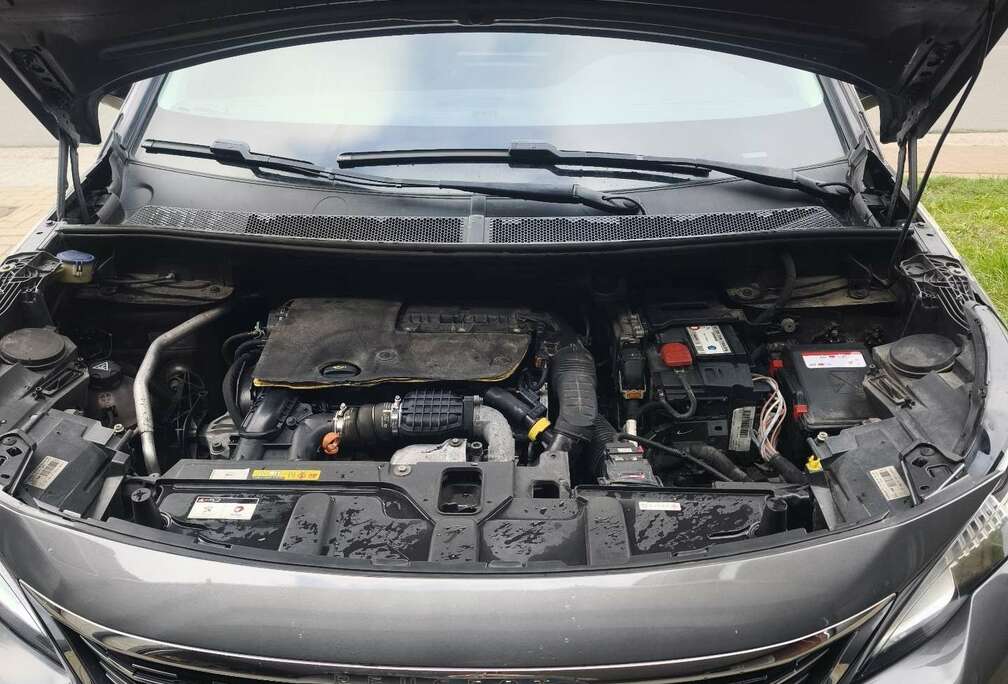 Peugeot BlueHDi 120 EAT6 Allure