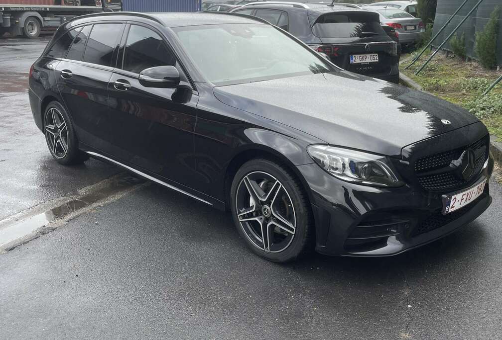 Mercedes-Benz T 9G-TRONIC Night Edition