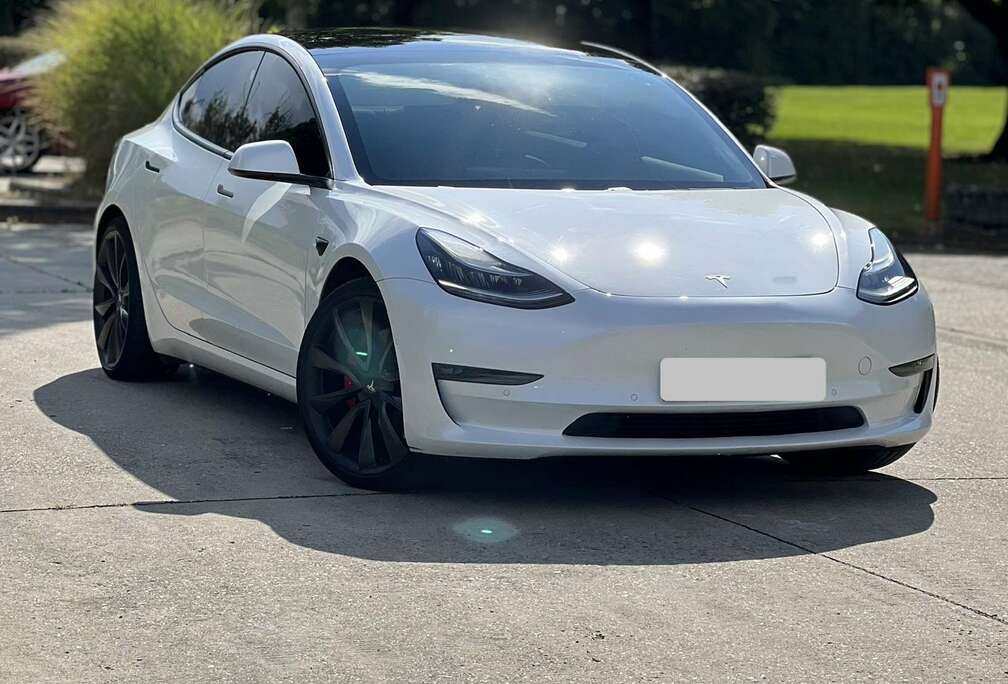 Tesla Dual Motor Performance