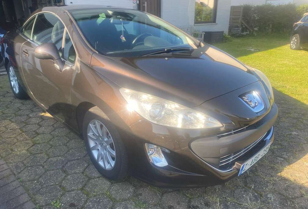 Peugeot CC HDi FAP 140 Platinum