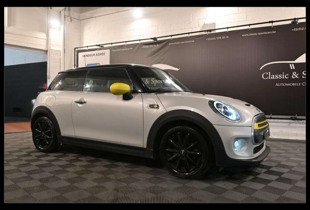 MINI e-Mini 28.9 kWh Cooper SE / CAMERA / CARPLAY /FULL