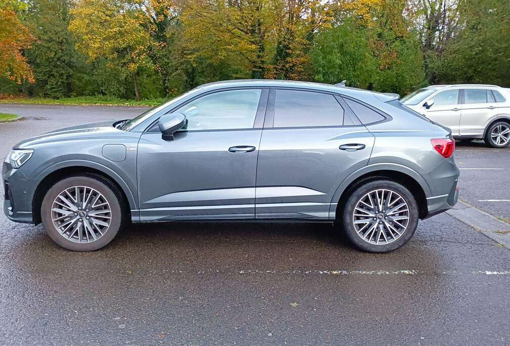 Audi Sportback 45 TFSIe S line - boîte auto - Options