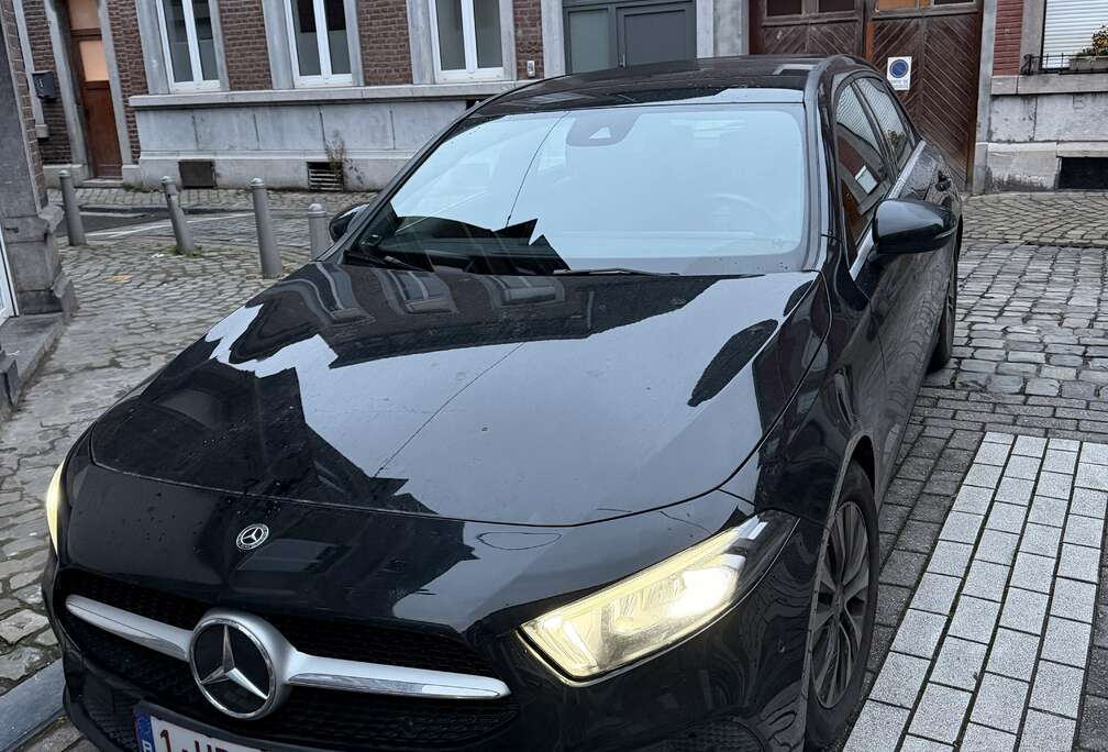 Mercedes-Benz mercedes 180 d - 2019