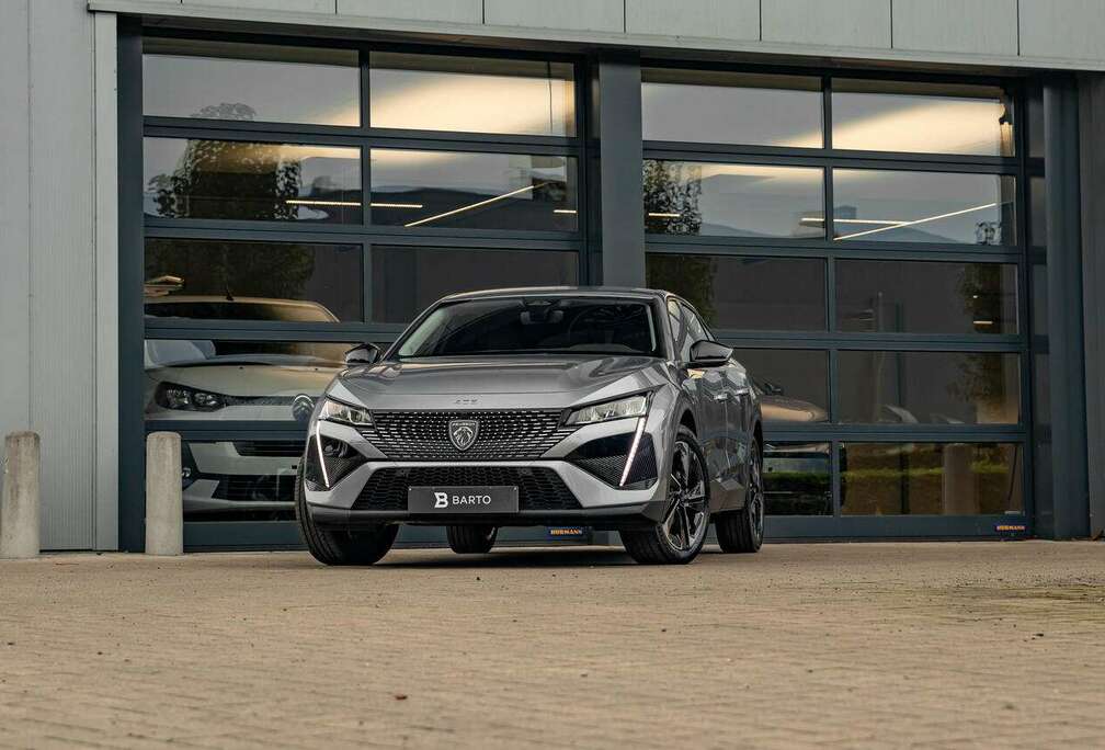 Peugeot Automaat 130pk  360 Camera  Dodehoekdet.  Z...