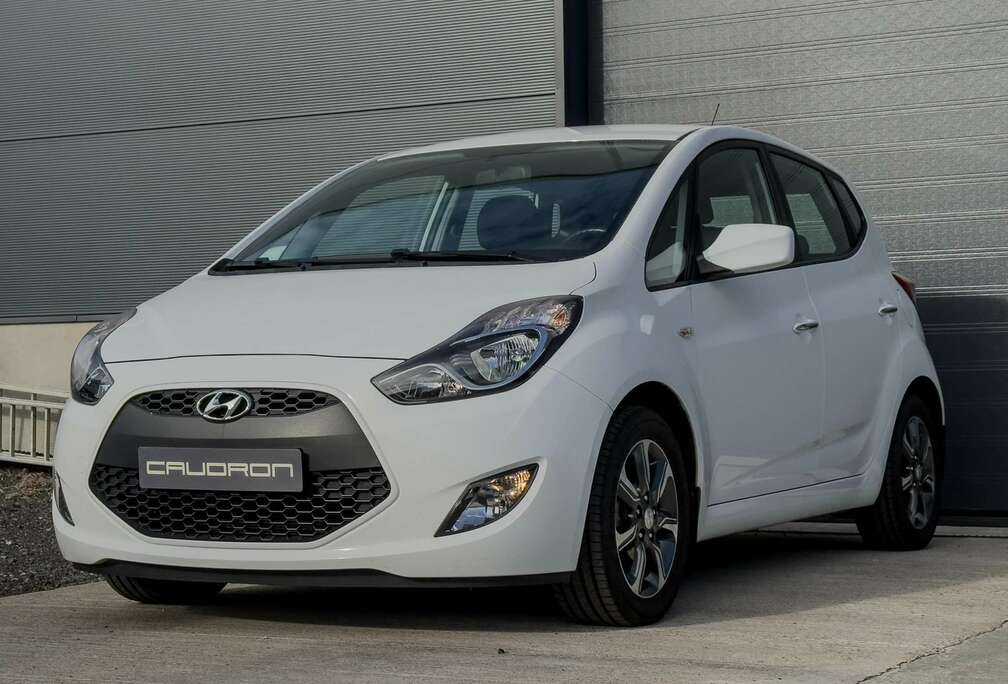 Hyundai 1.4 Benzine / Alu Velgen / Chroom / 2017/ Garantie