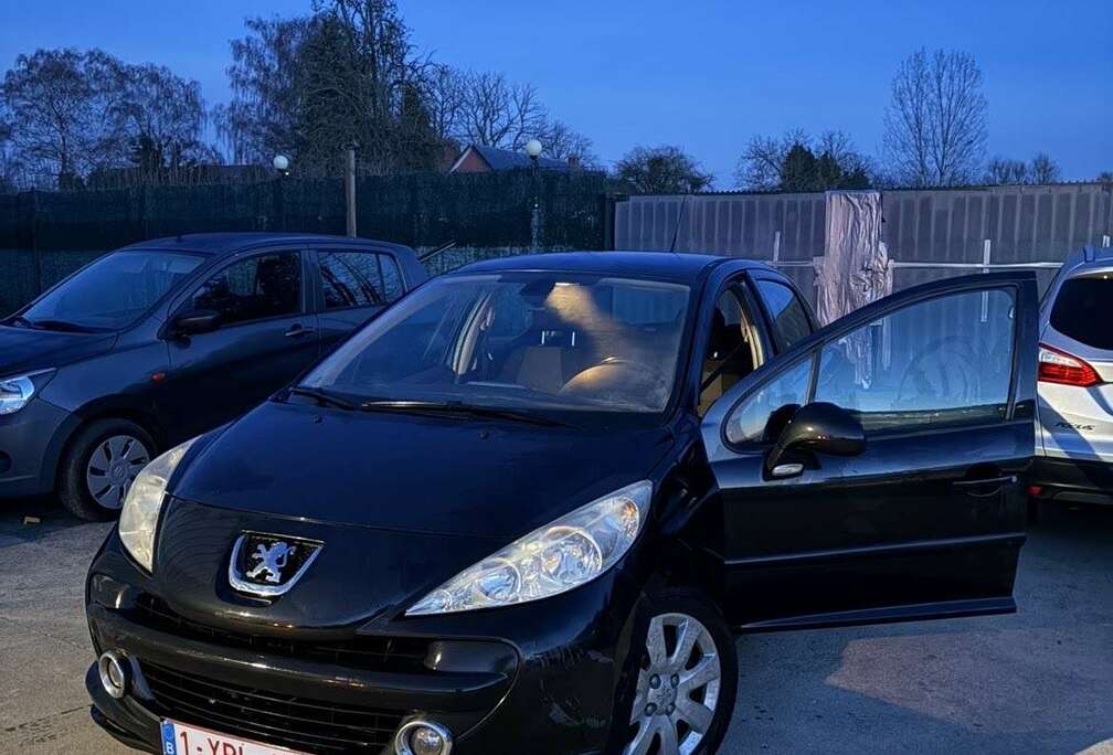 Peugeot 1.6 HDi Premium Pack