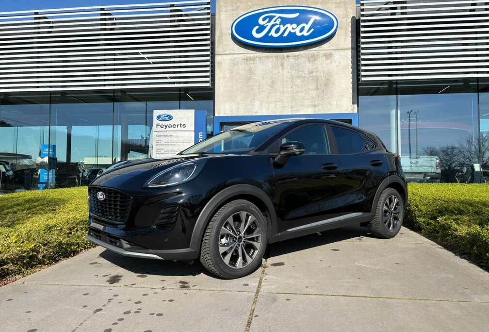 Ford 1.0 EcoBoost mHEV Titanium  125pk  Agata Black