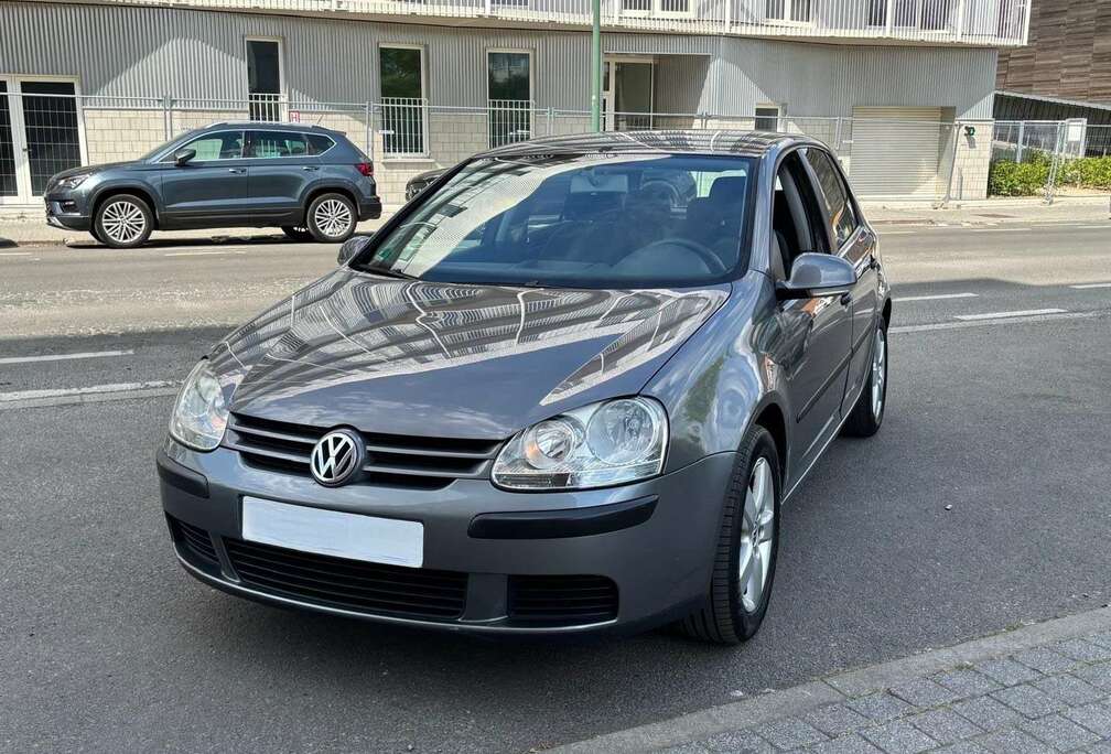 Volkswagen 1.6i 16v FSI Sportline