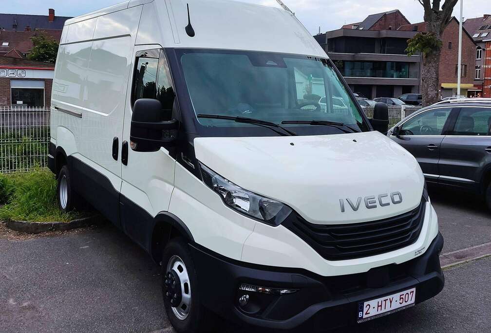Iveco 35C16BA8