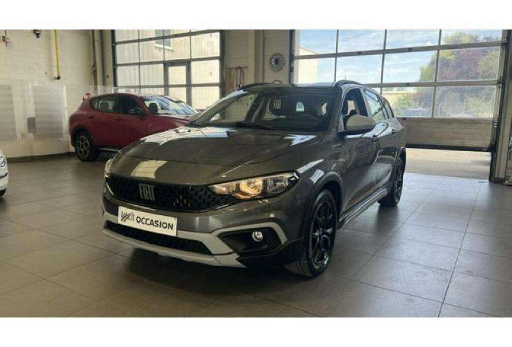 Fiat Cross Hyb
