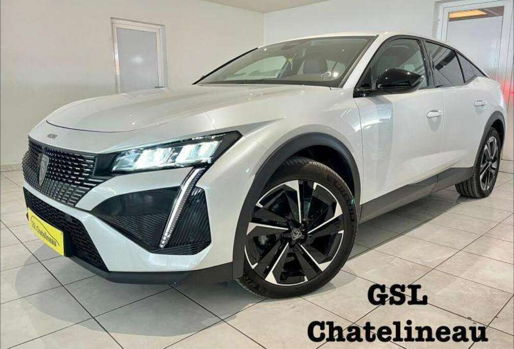 Peugeot 1.2i 130cv blanche 2023 15.207km Navi/Carplay/Cam/