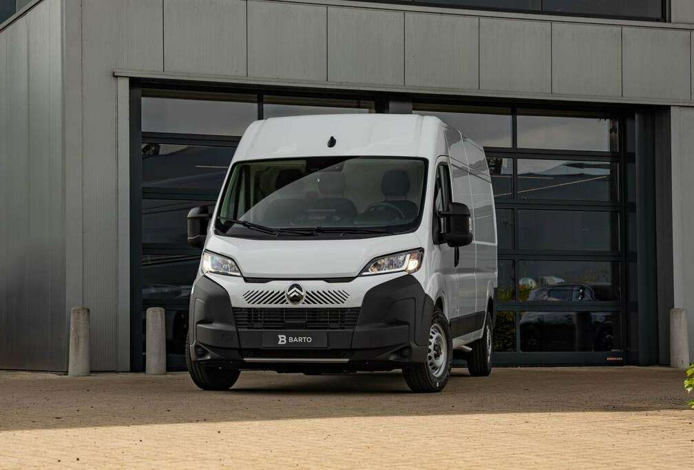 Citroen 2.2 BlueHDi  L3H2  140PK MT  Navi  Techno P...