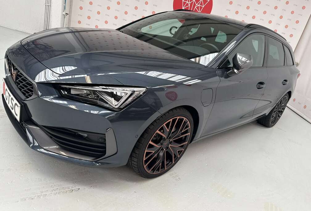 1.4 e-Hybrid PHEV 245PK VZ ACC Carplay Camera