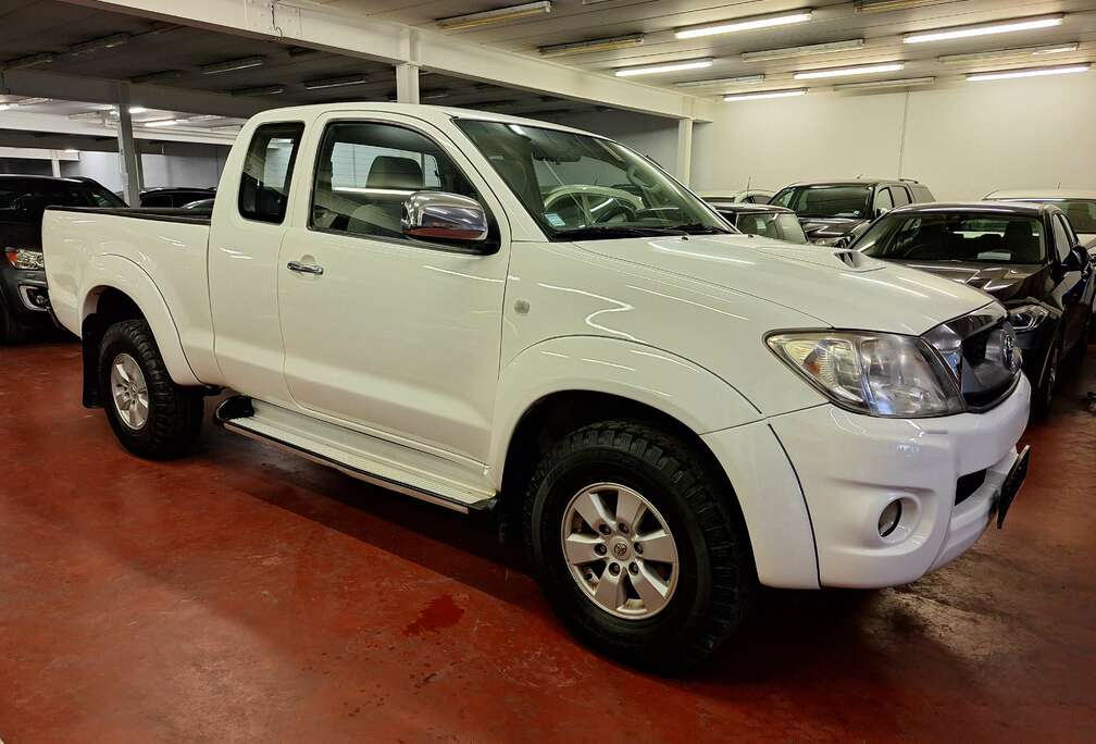 Toyota 2.5 Diesel - Voiture Belge