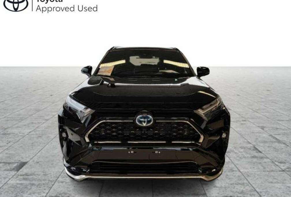 Toyota Premium Plus RAV4 Premium & Pano roof Plug-in Hybr