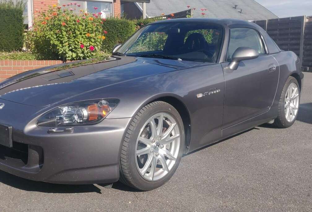 Honda S 2000