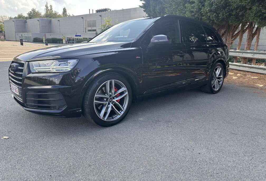 Audi 50 TDi Quattro 7 Places