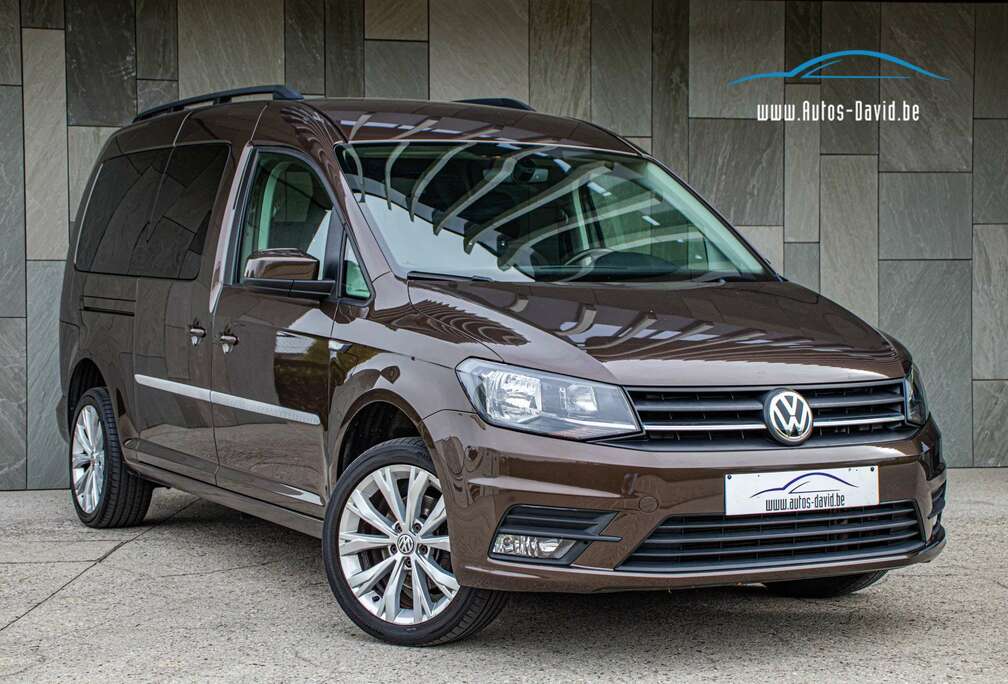 Volkswagen Maxi Kombi 2.0 TDi DSG / 1 EIGENAAR / 5 PLAATSEN / LICHTE VRACHT / AIRCO / PARKEERSENSOREN / FRONT ASSIST / CRUISECONTROL