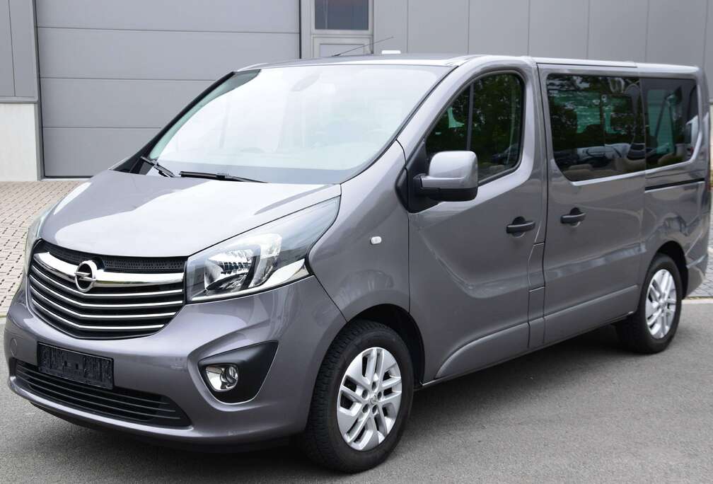 Opel 1.6 CDTi L1H1 BiTurbo