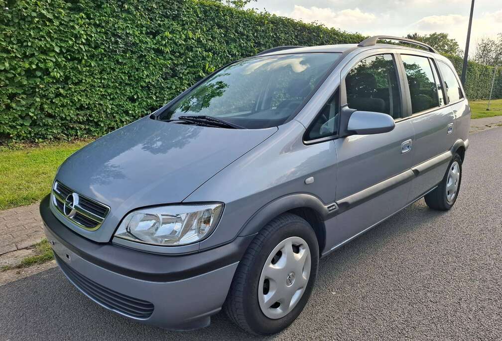 Opel Zafira 2.0 DTH DTi 16v Comfort