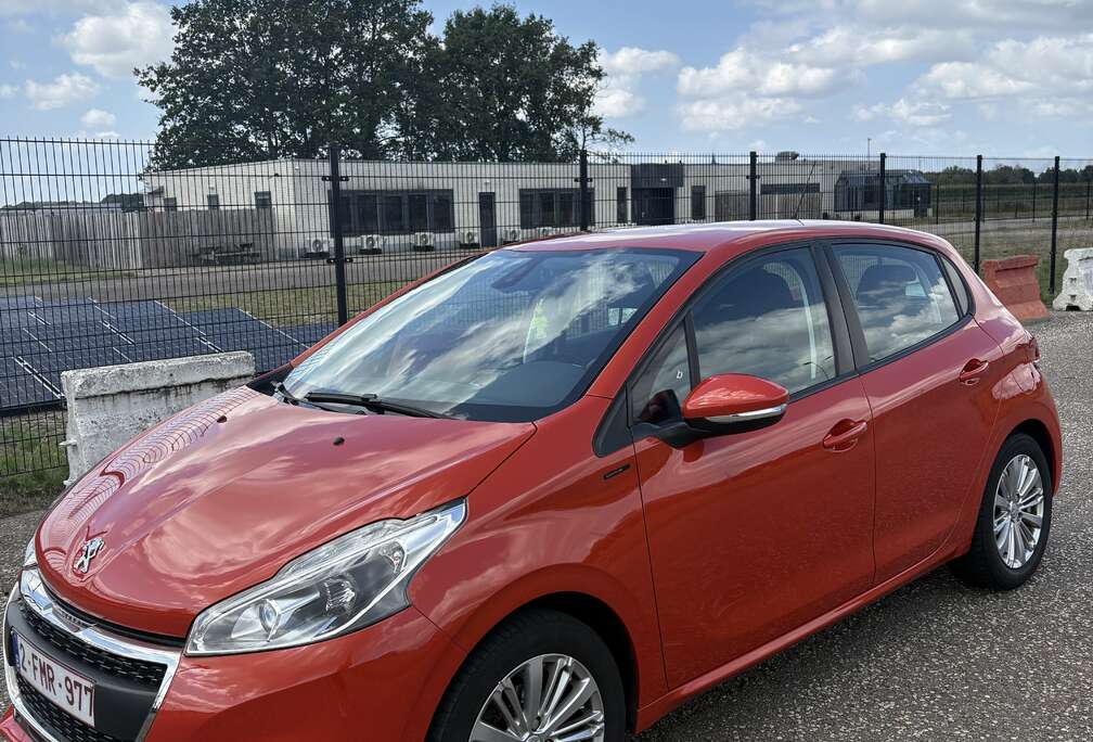 Peugeot PureTech 110 Stop & Start Signature