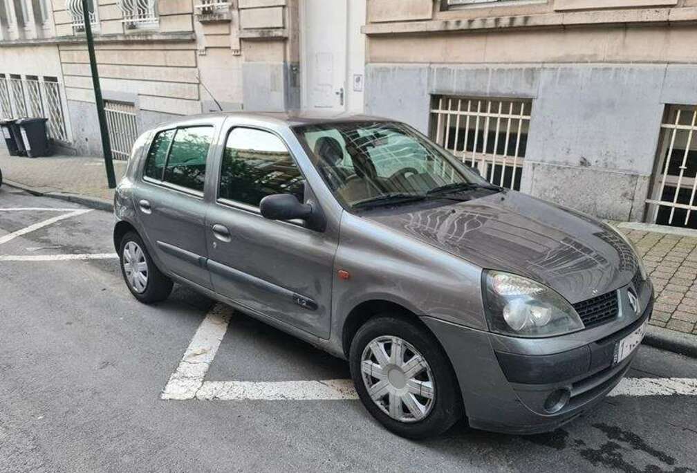 Renault 1.2i Authentique
