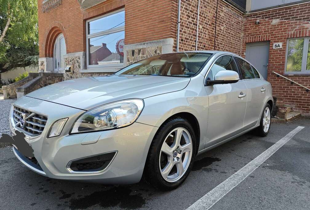 Volvo DRIVe 115 ch Stop & Start Xénium