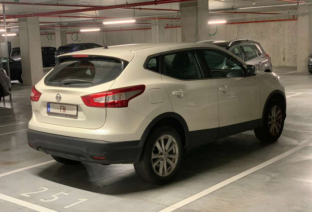 Nissan Qashqai 1.2 DIG-T XtronicACENTA