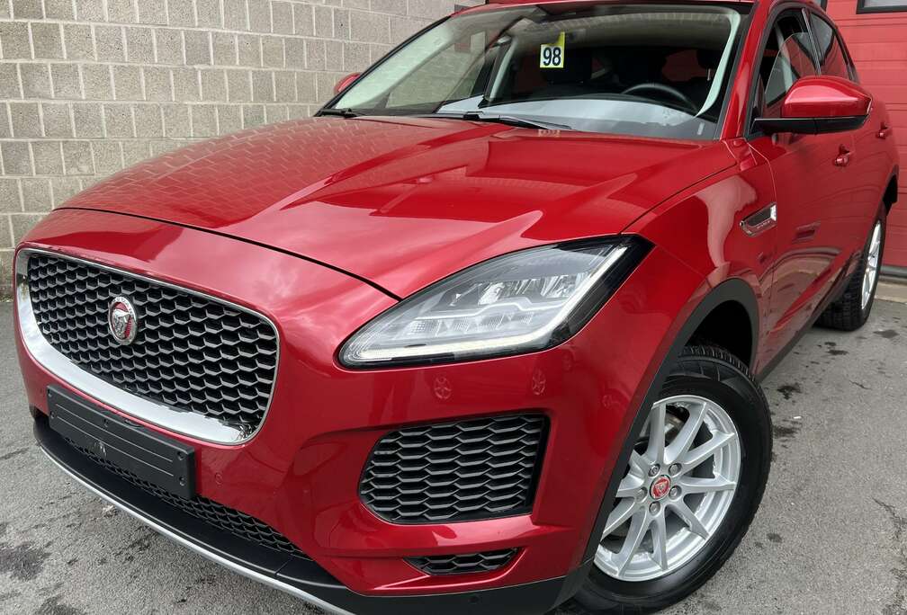 Jaguar 2.0 D + CAMÉRA + NAVI + CAR-PASS