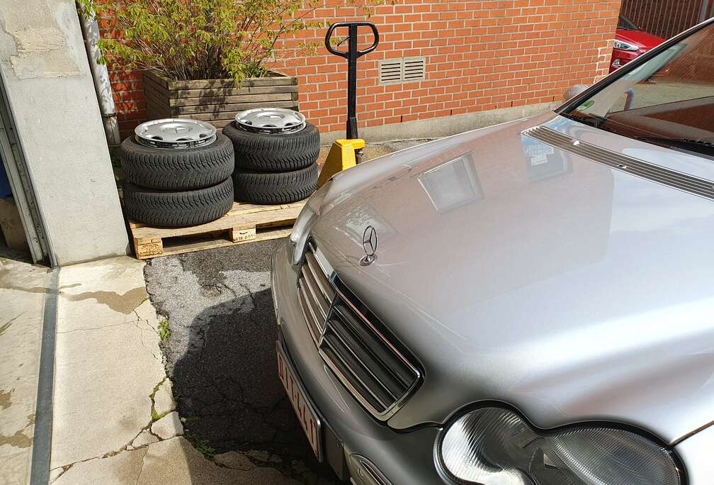 Mercedes-Benz C 240 Elegance