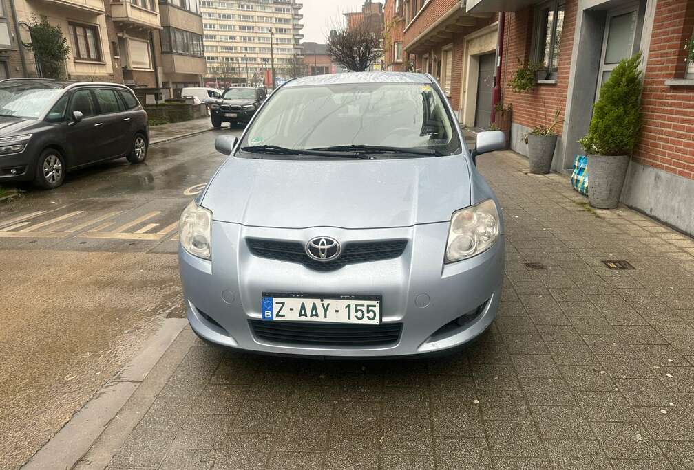 Toyota 1.6i Dual VVT-i Linea Sol Pack MM *BELGE*