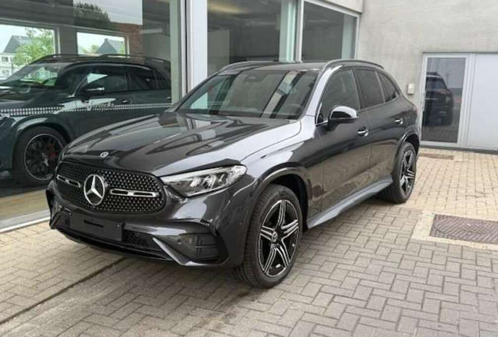 Mercedes-Benz GLC 300 e PHEV AMG Line (230 kW) AMG Line