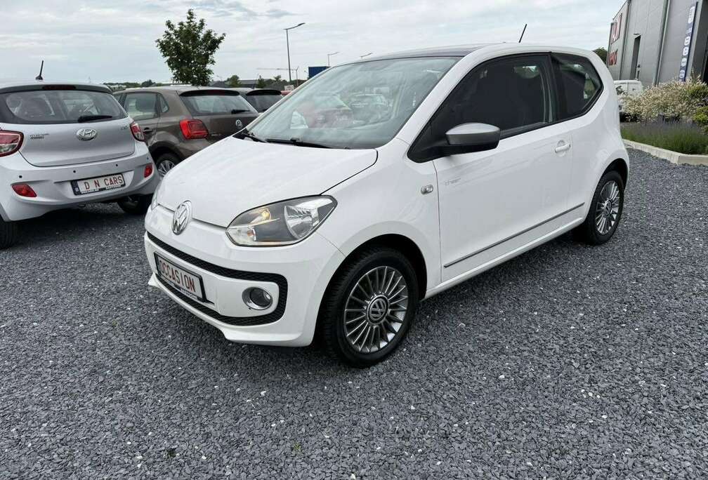 Volkswagen Up 1.0i White up