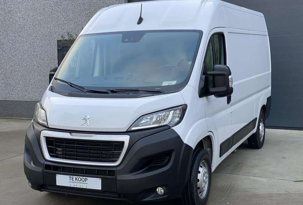 Peugeot L2h2-airco-cruise control-camera-20500€+BTW