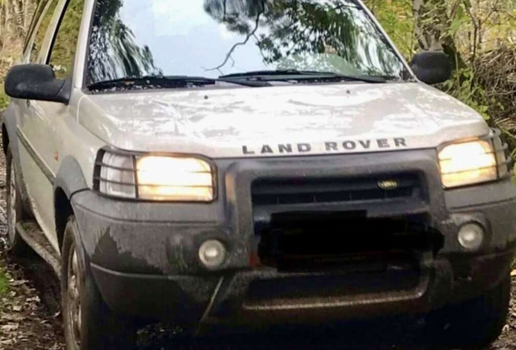 Land Rover 2.0 Turbo d4 SE