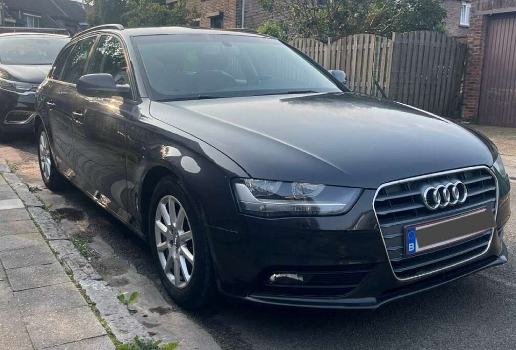 Audi Avant 2.0 TDI DPF Attraction