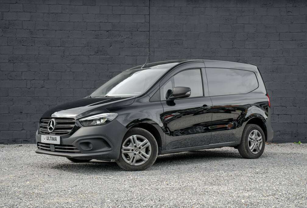 Mercedes-Benz 1.3 AUTOMAAT AIRCO/NAVI/CAMERA/LED
