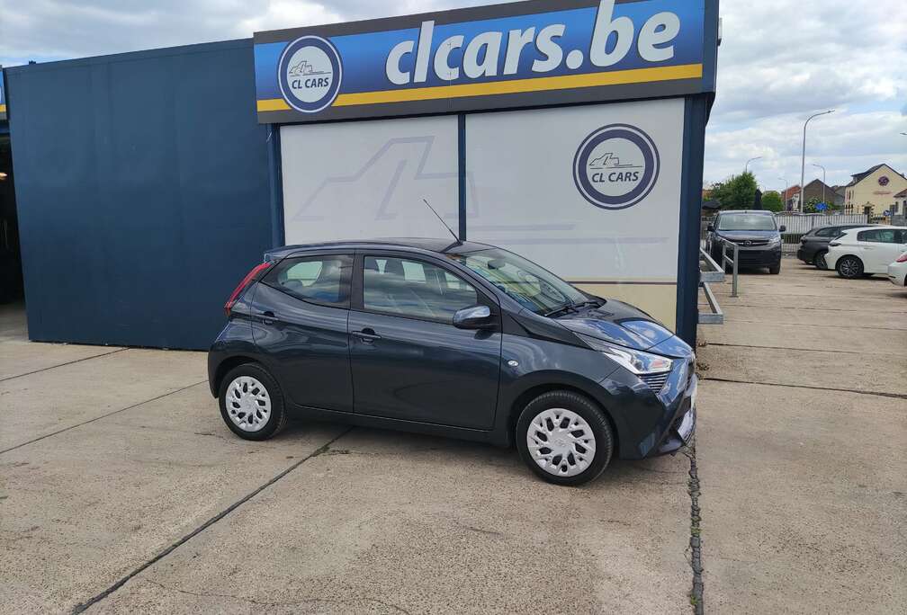 Toyota 1.0i VVT-i x-playII/Carplay/Cam/Cruise/Bluetooht