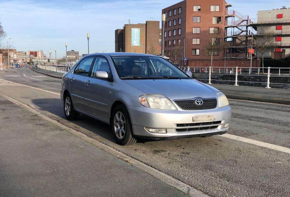 Toyota Corolla 1.6i VVT-i 16v Linea Sol