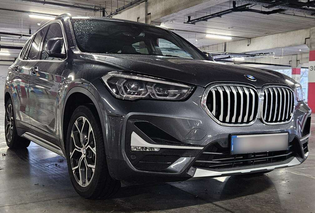 BMW xDr25e PANO / NAVI / HEADUP / LED / HITCH / 18\