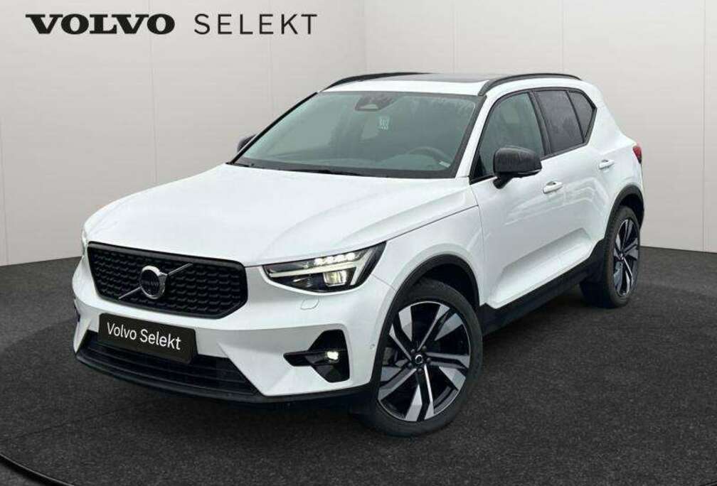 Volvo B4 Ultimate Dark / Essence