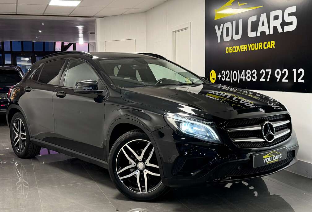Mercedes-Benz GLA 180 AMG Line