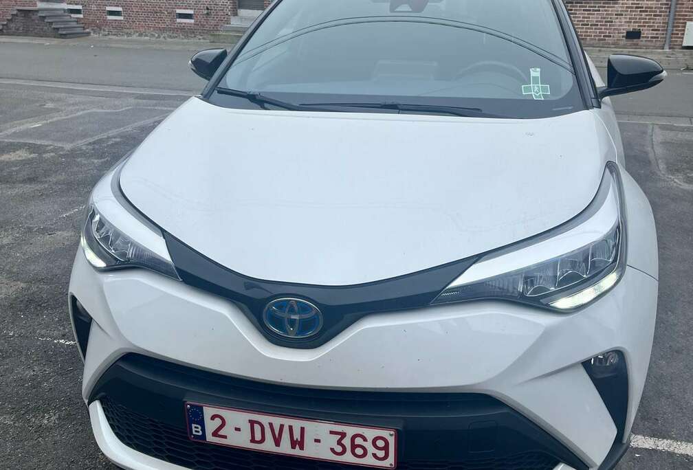 Toyota 1.8i VVT-i Hybrid C-Lub Mono-Tone E-CVT