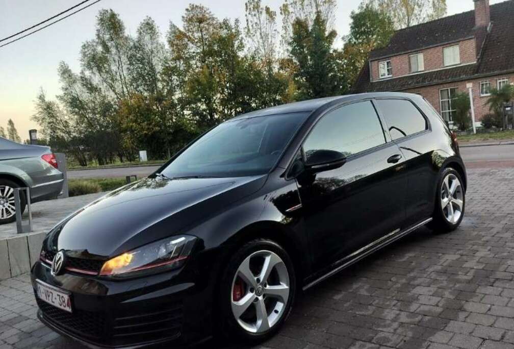 Volkswagen 2.0 TSI Performance