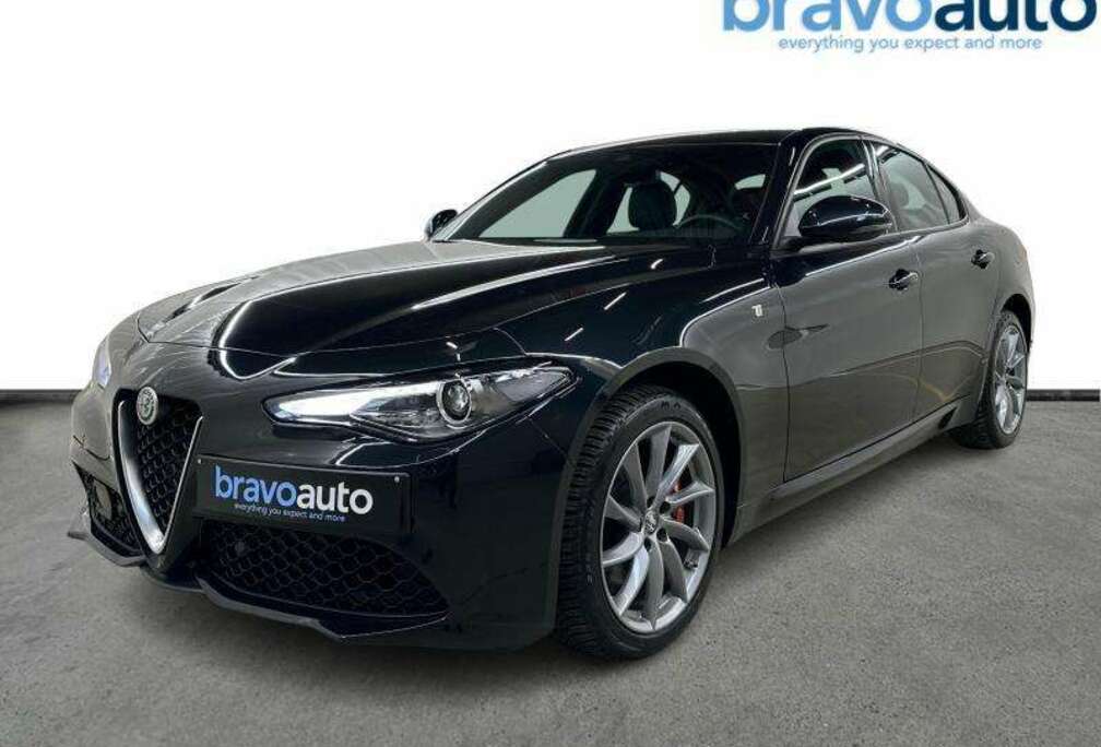 Alfa Romeo 2.0T AWD Ti