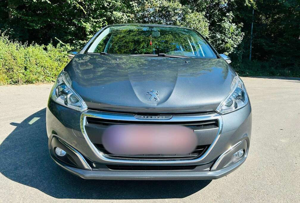 Peugeot 208 1.6 BlueHDi Style