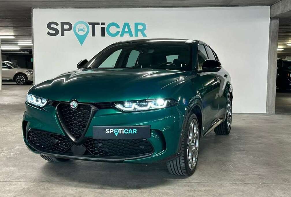 Alfa Romeo PHEV AT6e Q4 Veloce
