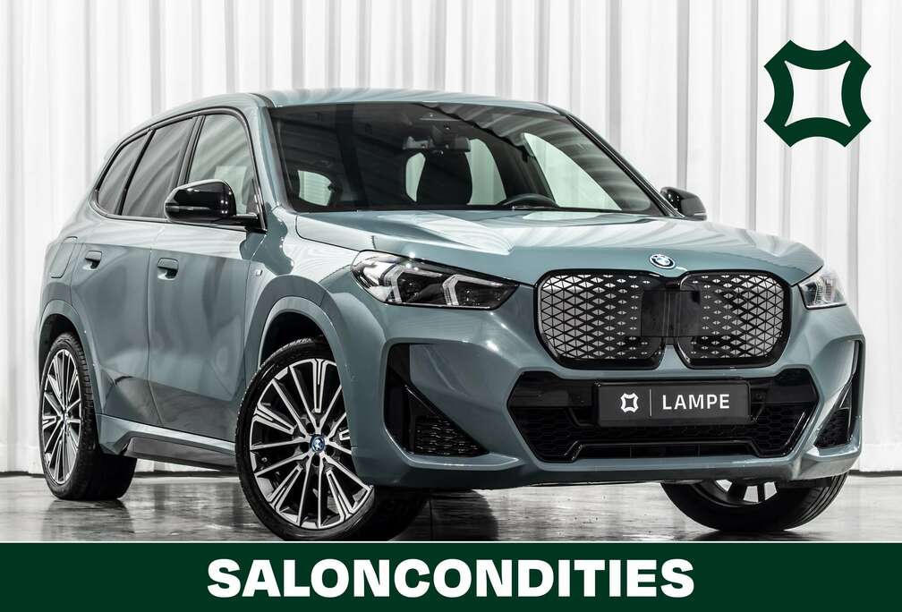 BMW xDrive30 M Sport Trekhaak Active Cruise Camera LED