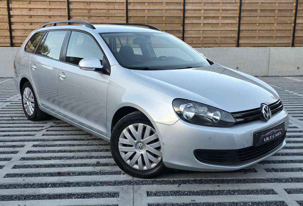 Volkswagen VOLKSWAGEN GOLF VARIANT 1.6 D BLUEMOTION