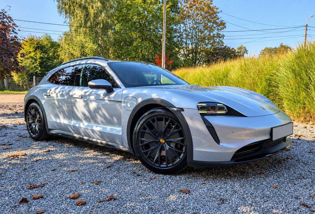 Porsche Porsche Taycan 4 Cross Turismo 476 ch Perf. Plus 93,4 kWh | TVA | Ventilés | Pano